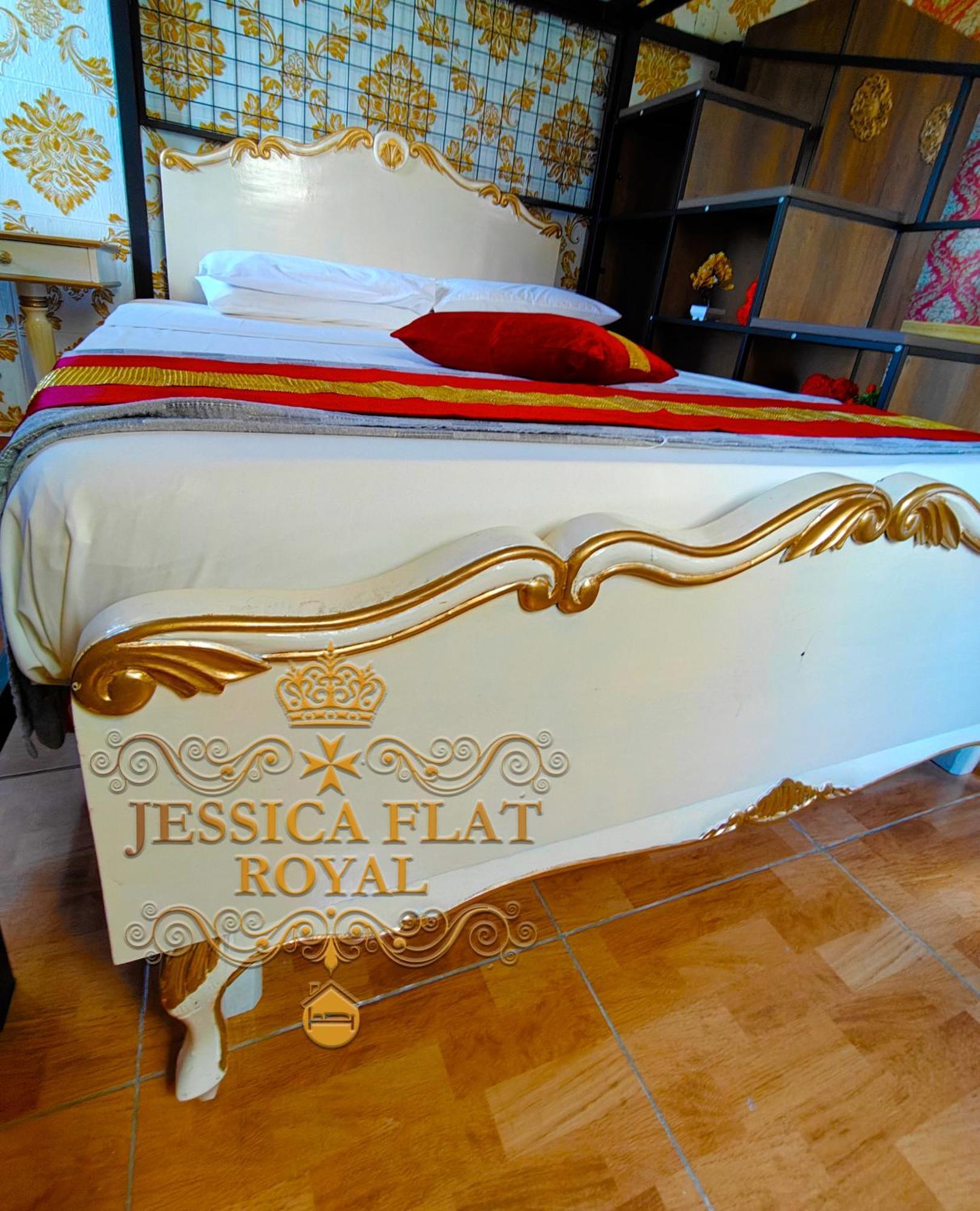 Jessica Flat Malta Royal * Cospicua